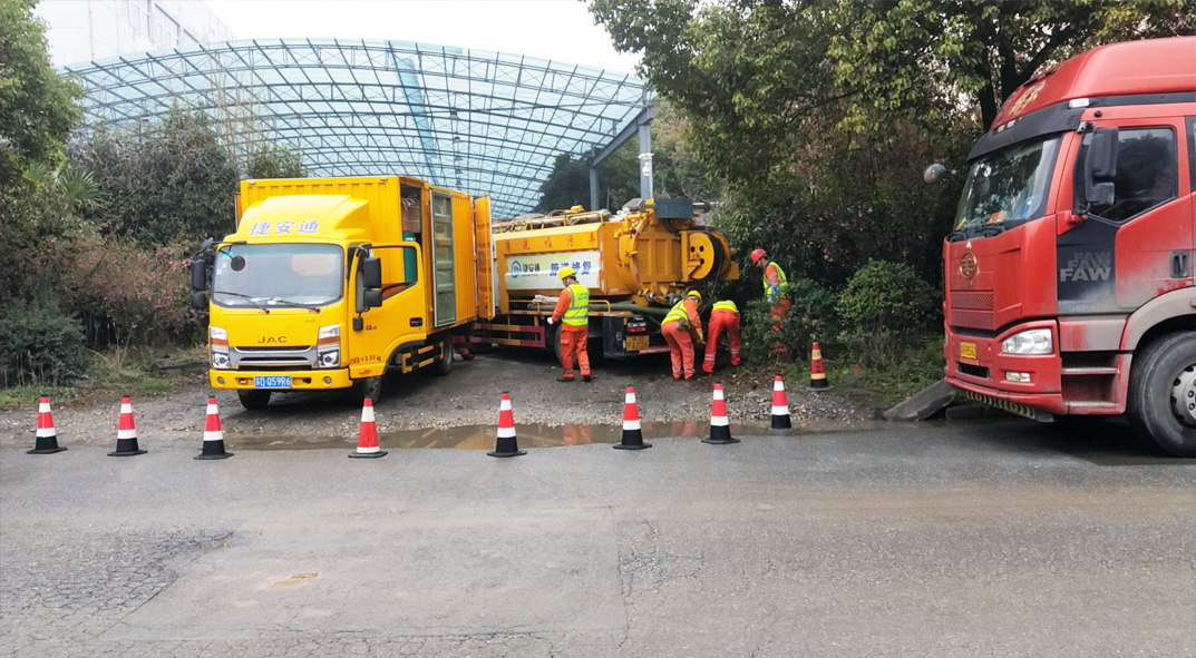 南桥镇成区雨污水管网“四位一体”检测疏通项目